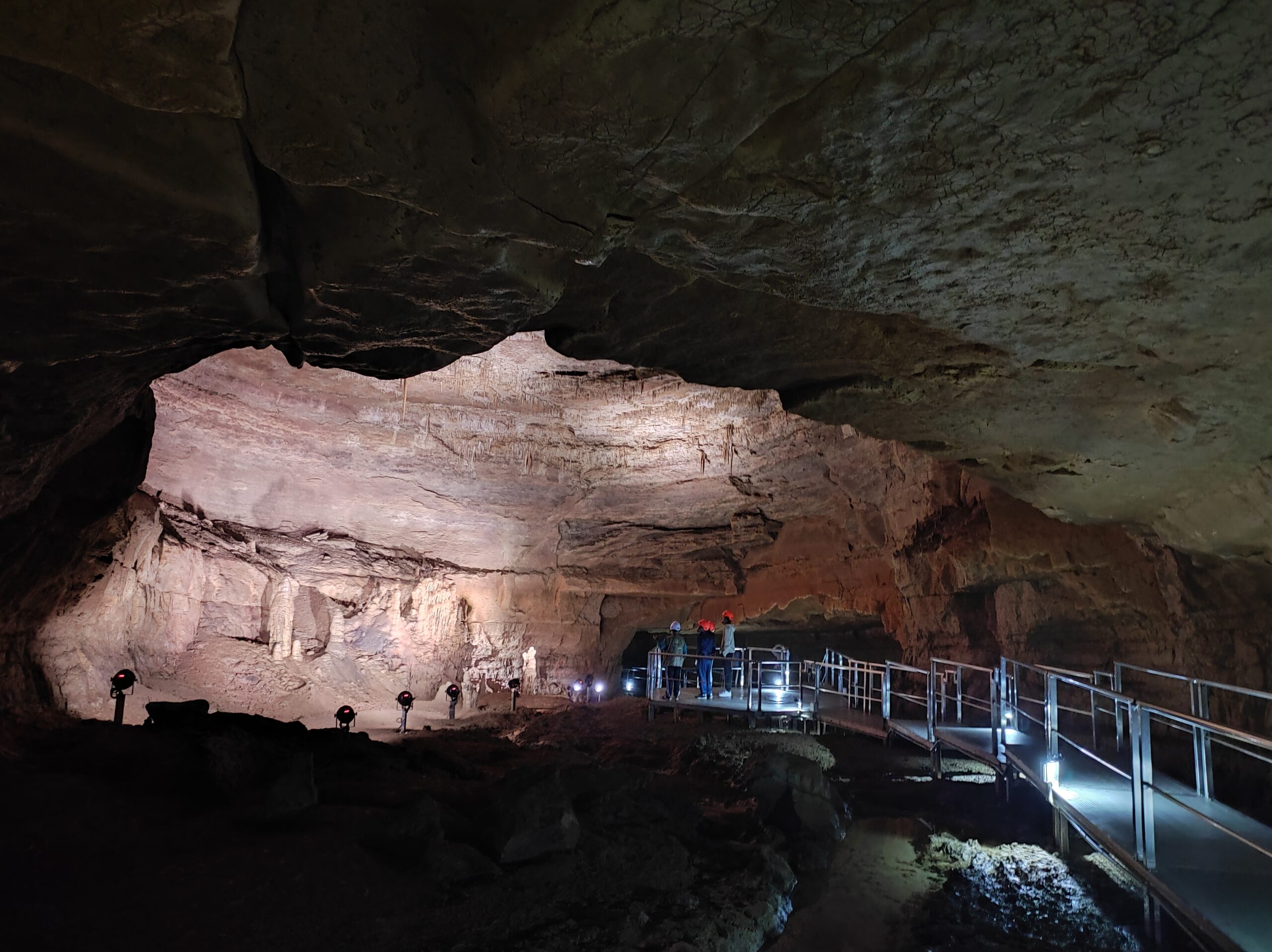 Tours a cavernas de quiocta full Day todos los días