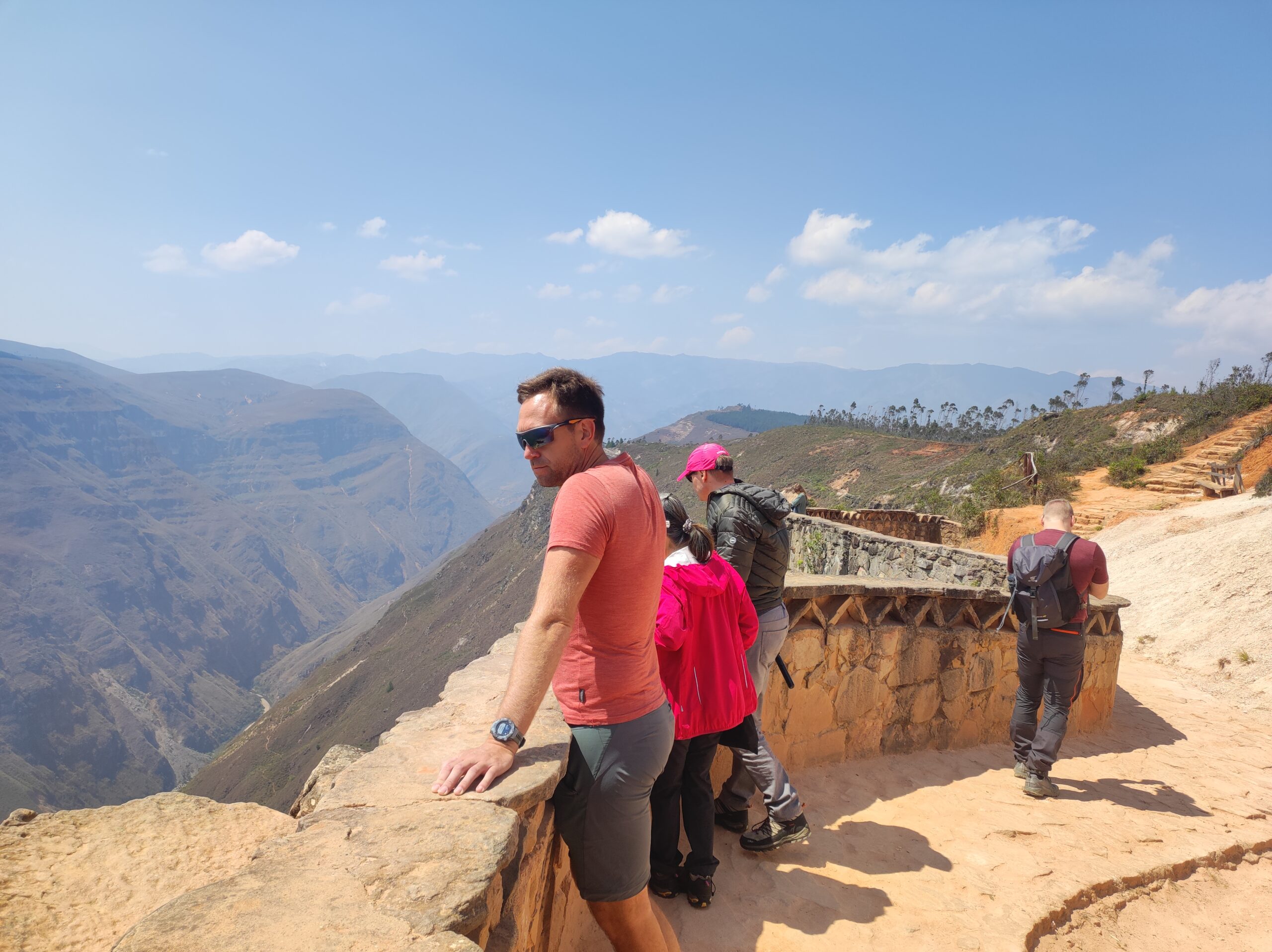 Tours Cañón del Sonche full Day diario desde Chachapoyas todo incluido en una visita city tours y las mejores vistas del los cañones en Chachapoyas
